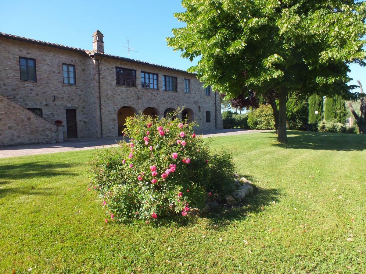 Agriturismo Wine Casale Villa Chiara Torgiano Exterior photo